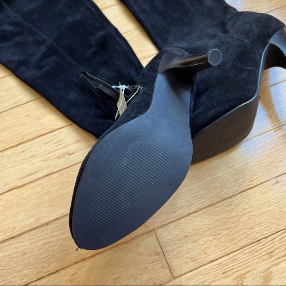 NWOT Black suede over the knee boat - Picture 3 of 3